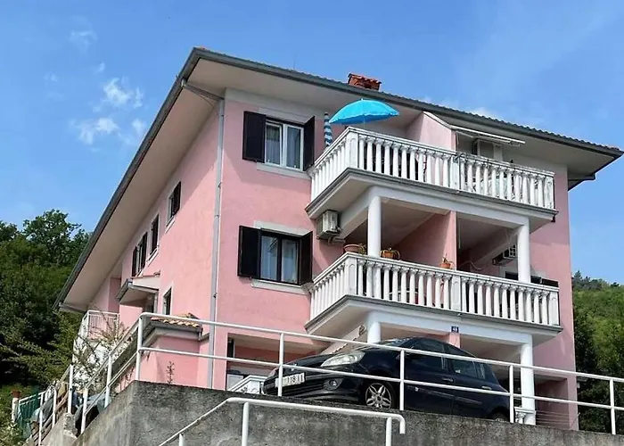 Apartments Lovro