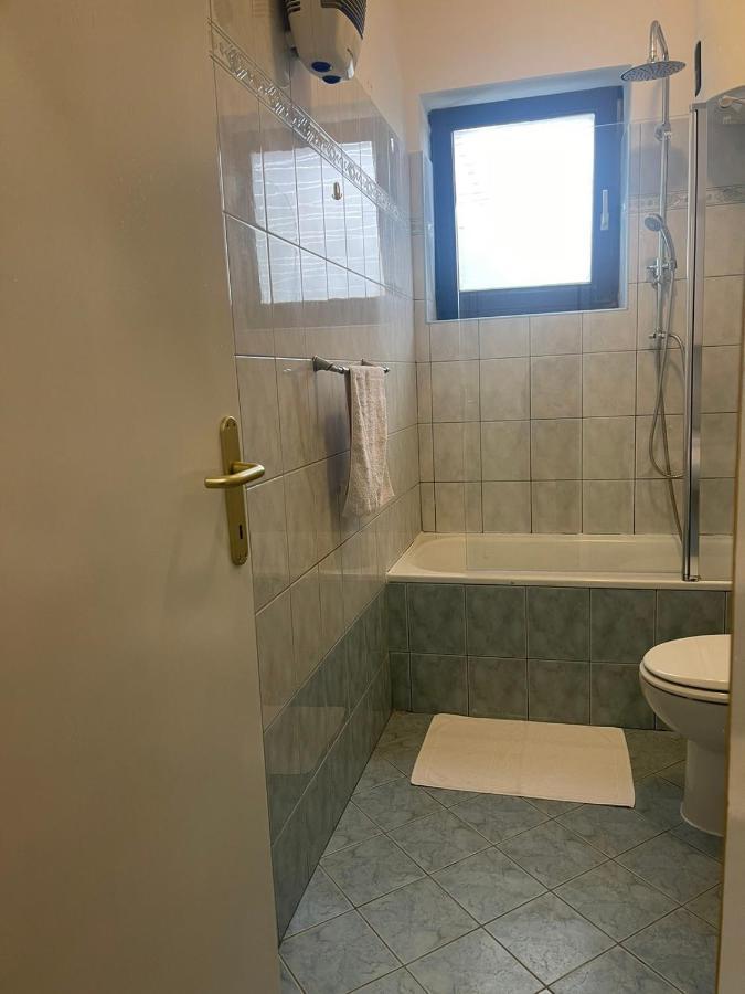 Apartment Lovro
