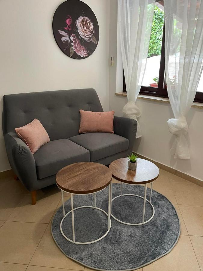 Lovro Apartamento